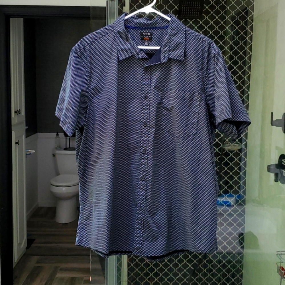 Mens Apt 9 Button up